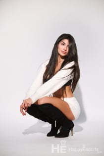 Sera Verona, 27 anni