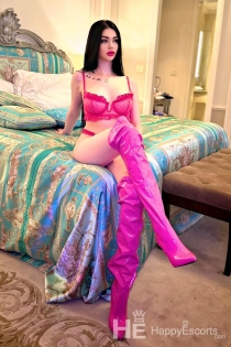 Emilia, 23 de ani, Dubai / Emiratele Arabe Unite Escorte - 3
