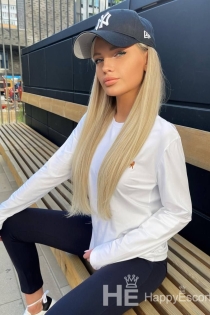 Polina, Age 22, Escort in Budapest / Hungary - 2