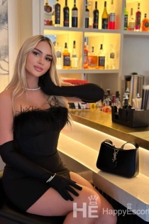 Ariana, Age 24, Escort in Budapest / Hungary - 5