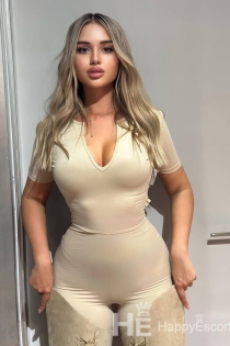 Ariana, Age 24, Escort in Budapest / Hungary - 7