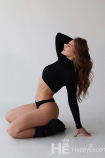 Marty, Age 22, Escort in Tirana / Albania - 4