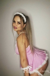 Paula, Age 37, Escort in Sofia / Bulgaria - 2