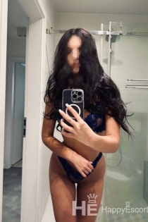 Diana, Alter 20, Escort in Warschau / Polen - 2