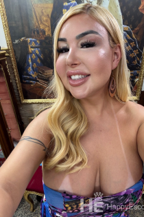 Andreia Party, Age 35 - 13