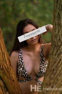 Janine, 24 let, Hamburk / Německo Doprovod - 3