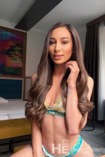 Neilyn, Age 23, Escort in Zurich / Switzerland - 2