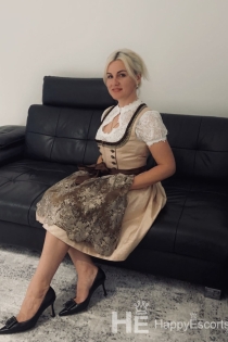 Alisia, 38 ετών, Μόναχο / Γερμανία Συνοδοί - 3