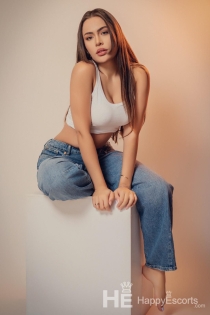 Sol, Age 23, Escort in Berlin / Germany - 5