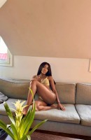 Lia, 27, Helsinki / Suomi Escorts