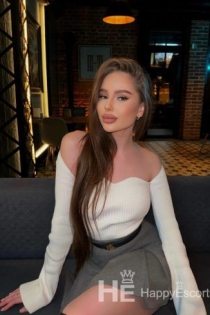 Irina, Miaka 23, Budapest / Hungaria Wasindikizaji - 3