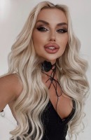 Avrora, 25 anni, Escort Salerno / Italia