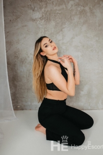 Anna, Umri wa miaka 23, Tirana / Albania Wasindikizaji - 1
