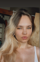 Irina Cage, 26 anos, acompanhante em Genève / Suíça