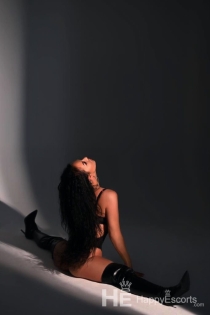 Victoria, Age 25, Escort in Tirana / Albania - 4