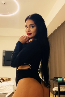 Romina, Usia 32, Vienna / Austria Escort - 1