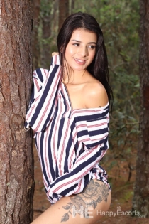 Luna, 24 ans, Tirana / Albanie Escortes - 3