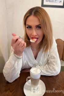 Katty, 36 let, Praha / Česká republika Doprovod - 2