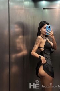 Tina, Age 21, Escort in Paris / France - 2