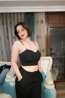 Lamiaa, Age 20, Escort in Istanbul / Turkey - 7