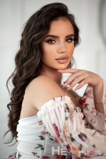 Kylie, 21, Pariisi / Ranska Escorts - 8