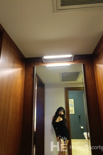Selin, Yaş 25, İstanbul / Türkiye Eskortlar - 2