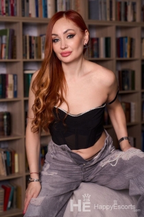 Целина, 25 године, пратња Париз / Француска - 9