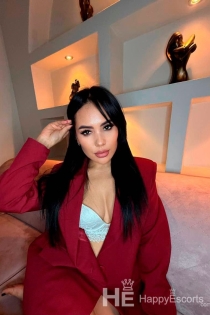 Kendra, 24 éves, Párizs/Franciaország Escorts – 11