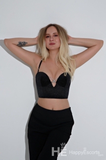 Lena, 21 let, Tbilisi / Georgia Escorts – 4