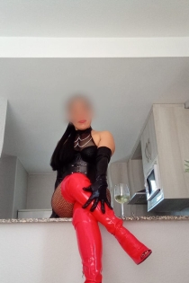 Meilužė Angela, 30 m., Benidormas / Ispanija Palydos – 5