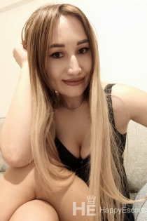 Melisa, 20 éves, Isztambul/Törökország kísérők – 3