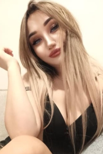 Melisa, 20 éves, Isztambul/Törökország kísérők – 6