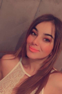 Keanze, Yaş 22, İstanbul / Türkiye Eskortlar - 2
