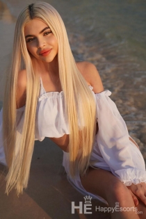 Christina, wiek 19, eskorta Dubaju / Zjednoczonych Emiratów Arabskich – 2