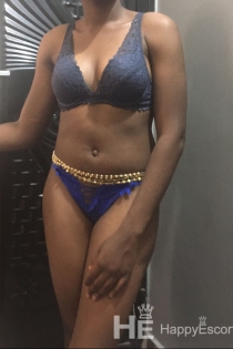 Dalia, Umur 21, Pengiring Kinshasa / DR Congo - 4