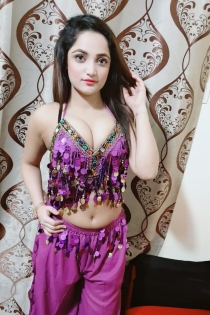 Dolly, Alter 25, Escort in Karachi / Pakistan - 2