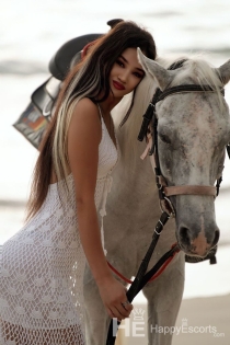 Aurelia, 20 ani, Phuket / Thailanda Escorte - 6