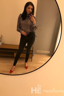 Olga, Umri wa Miaka 28, Prague / Jamhuri ya Cheki Wasindikizaji - 4