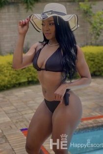 Angel Belvaux, Umri wa miaka 28, Esch-sur-Alzette / Luxembourg Kusindikizwa - 6