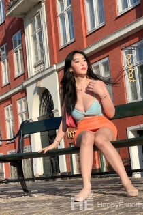 지난주 비엔나에서 플레이메이트 미아 오리엔탈(Mia Oriental), 24세, 뉴욕시 / 미국 에스코트 - 6