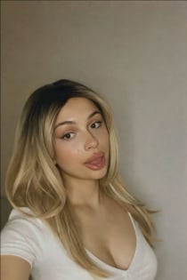Liza Gfe - Aubanža, 26 gadi