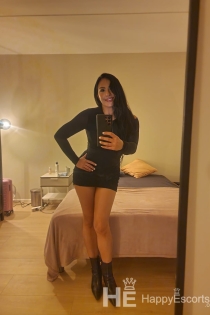 Salma, ikä 27, Zug / Sveitsi Seuralaiset - 12
