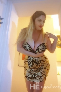 Kaly Massage, Age 37, Escort in Barcelona / Spain - 1