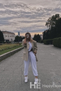 Viki, 28 éves, Prága/Csehország kísérők – 3