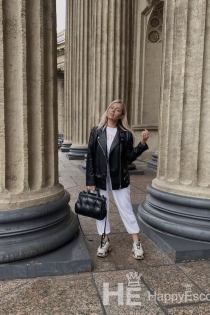 Viki, 28 éves, Prága/Csehország kísérők – 6