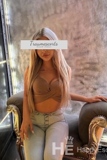 Angelina, 22 let, Hamburk / Německo Doprovod - 1