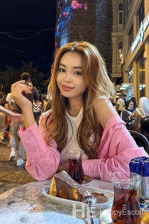 Asya, 22 m., Kišiniovas / Moldovos palydos – 2