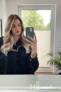 Marcelina, 22 let, Kolín / Německo Doprovod - 10