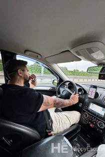 Umut, 31-vuotias, Duisburg / Saksa Escorts - 4