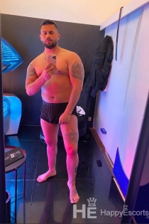Umut, 31-vuotias, Duisburg / Saksa Escorts - 7
